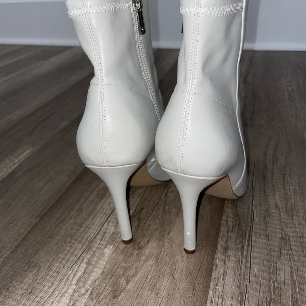 Jessica Simpson White Boot Heels
